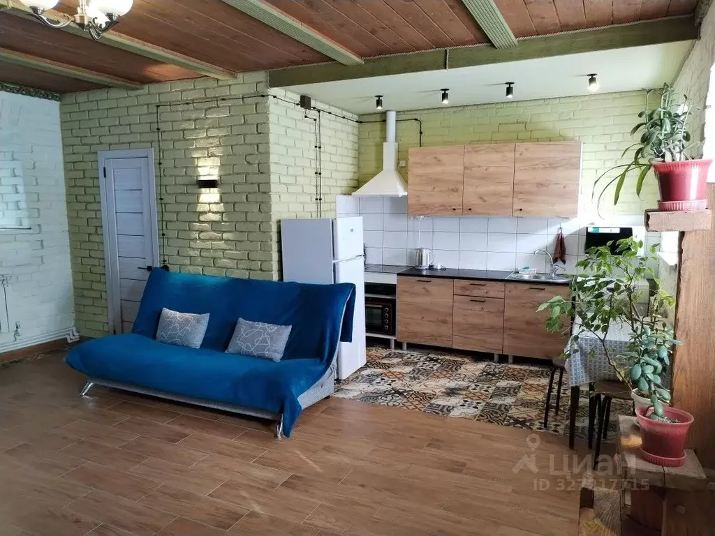 2-к кв. Оренбургская область, Оренбург Рыбаковская ул., 32 (65.0 м) - Фото 1