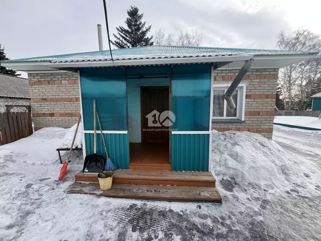 Дом в Новосибирская область, Краснозерское городское поселение, ... - Фото 2