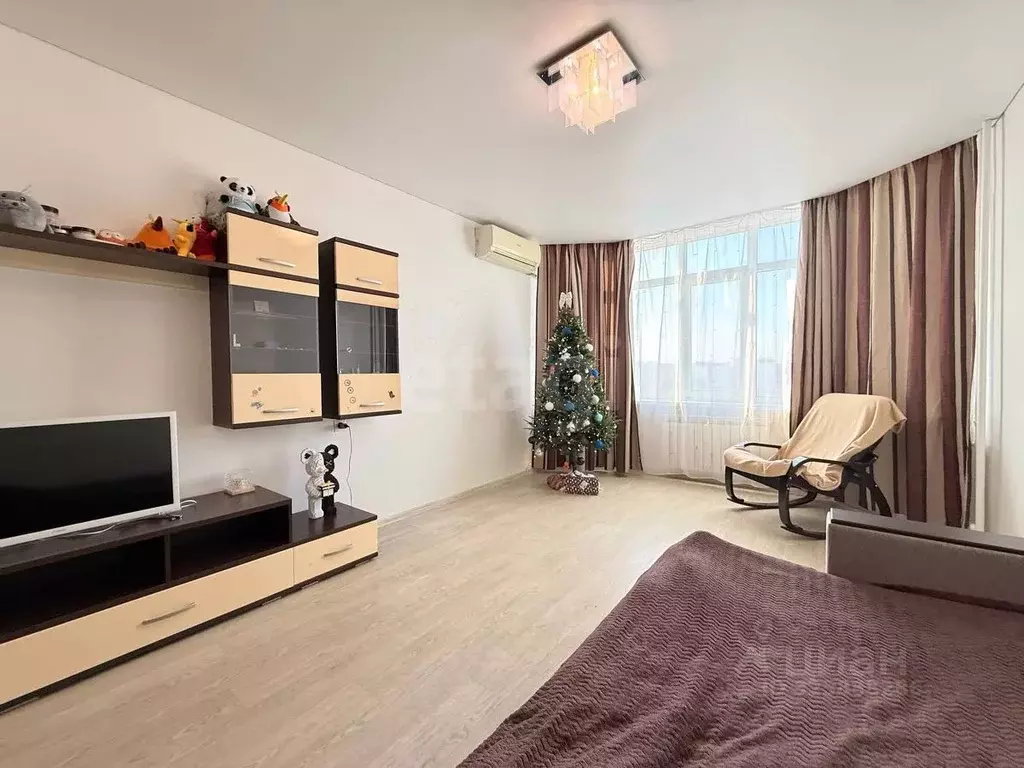 1-к кв. Воронежская область, Воронеж ул. Антонова-Овсеенко, 7л (38.6 ... - Фото 1