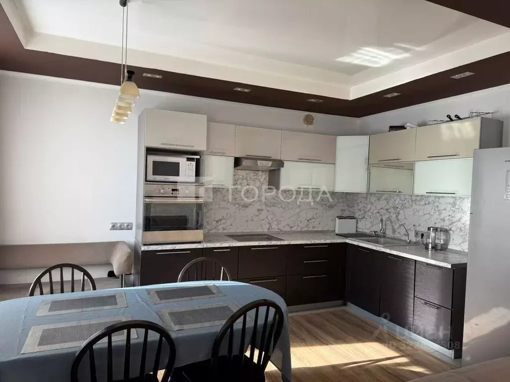 3-к кв. Алтайский край, Барнаул ул. Антона Петрова, 247А (101.3 м) - Фото 0