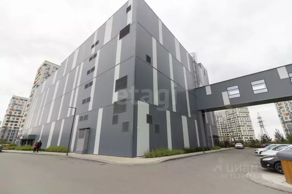 Гараж в Тюменская область, Тюмень ул. Первооткрывателей, 6 (13 м) - Фото 1