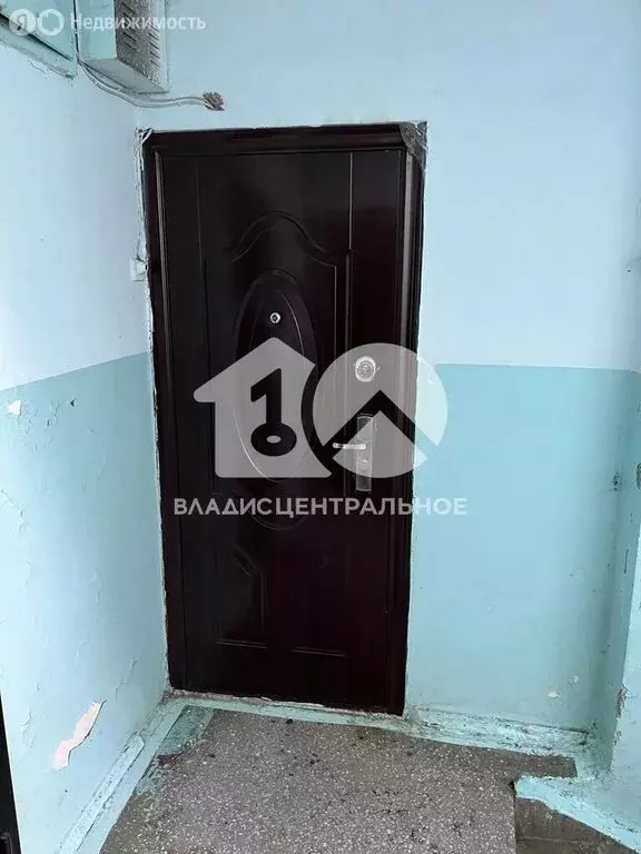 3-комнатная квартира: Новосибирск, улица Грибоедова, 75 (60 м) - Фото 1