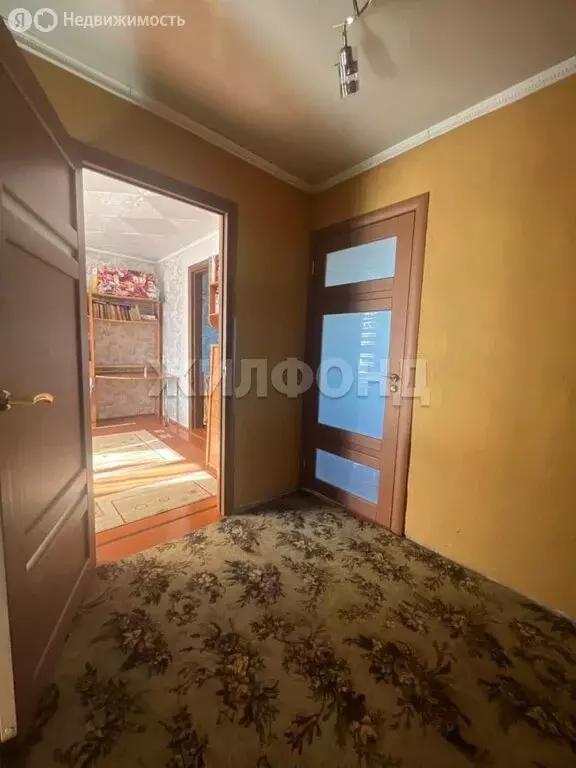 Дом в Черногорск, улица Стофато (130 м) - Фото 0