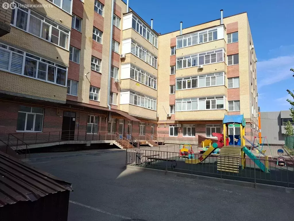 2-комнатная квартира: Ставрополь, улица Доваторцев, 82/1 (69 м) - Фото 1