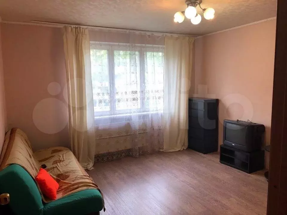 2-к. квартира, 42 м, 3/9 эт. - Фото 1