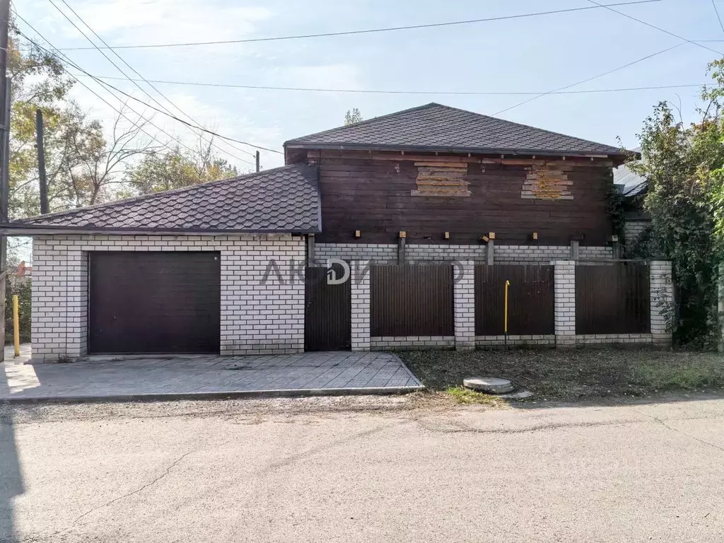 Дом в Алтайский край, Барнаул ВРЗ мкр, бул. 9 Января (120 м) - Фото 0