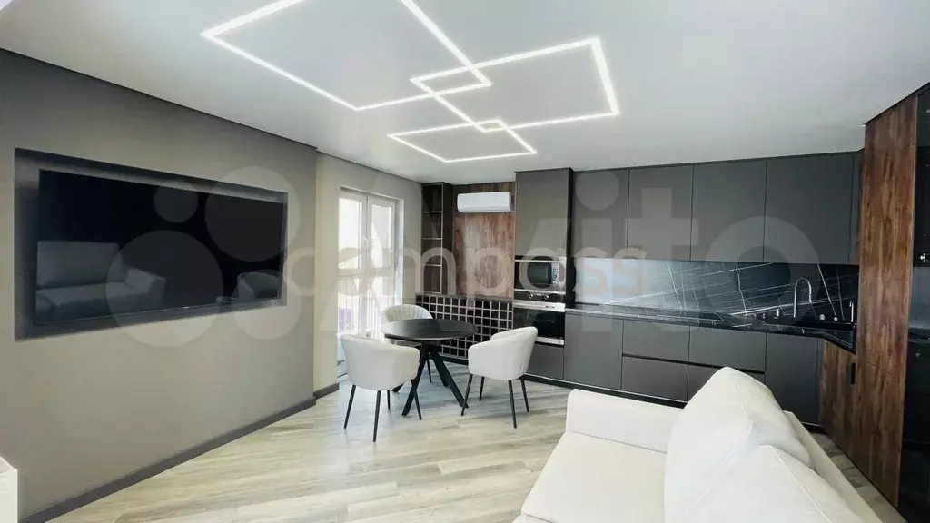 3-к. квартира, 90 м, 8/14 эт. - Фото 1