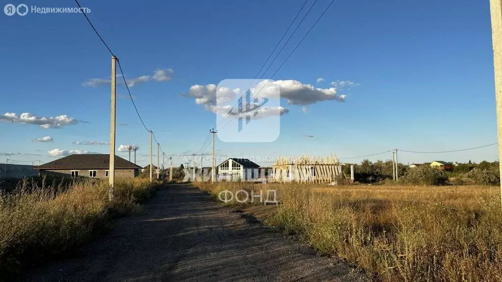 Участок в Энгельсский район, Красноярское муниципальное образование ... - Фото 0