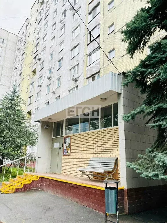 Продается комната в 4-комнатной квартире - Фото 0