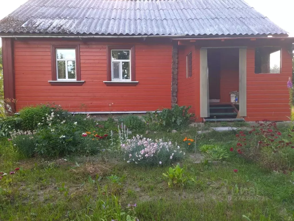 Дом в Псковская область, Стругокрасненский район, д. Гаврилова Гора  ... - Фото 1