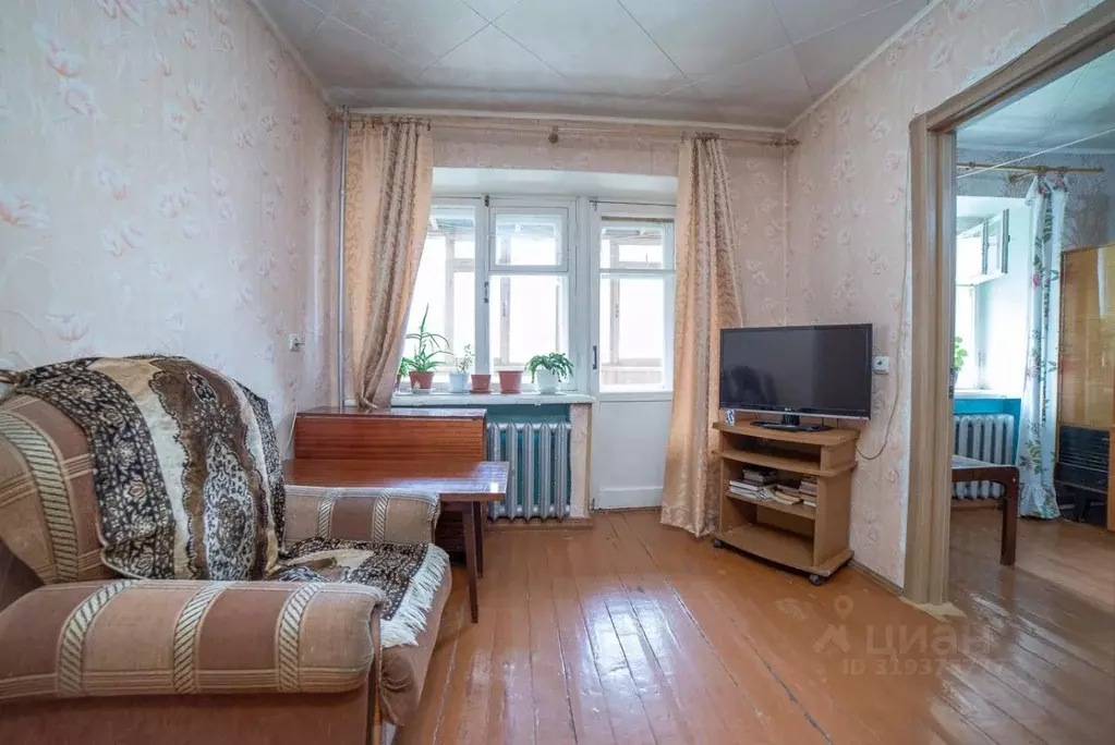 2-к кв. Свердловская область, Екатеринбург ул. Сурикова, 39 (43.2 м) - Фото 0