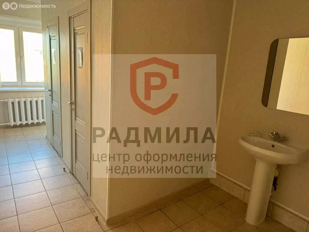 Помещение свободного назначения (215 м) - Фото 2