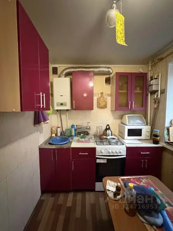 2-к кв. Псковская область, Великие Луки просп. Гагарина, 44 (43.8 м) - Фото 1