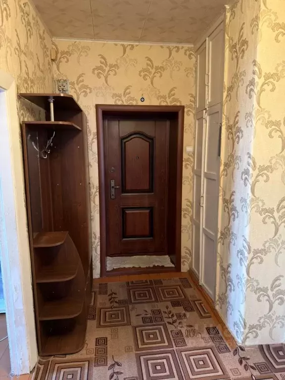 3-к кв. Омская область, Омск Привокзальный мкр, ул. Карбышева, 9 (72.1 ... - Фото 2