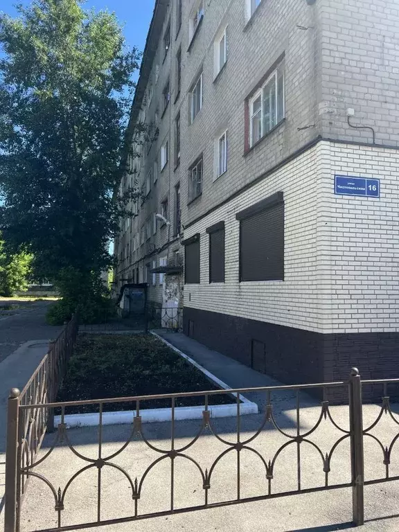 Офис в Пермский край, Пермь Чистопольская ул., 16 (15 м) - Фото 1