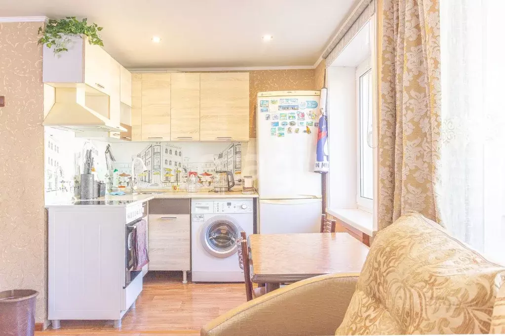 3-к кв. Сахалинская область, Холмск Советская ул., 70 (54.2 м) - Фото 1