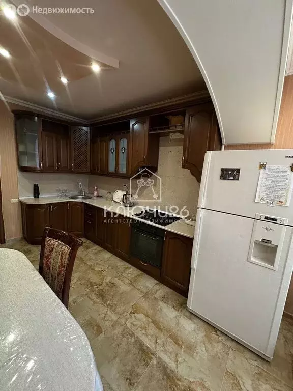 3-комнатная квартира: Пятигорск, улица Адмиральского, 6А (98 м) - Фото 2