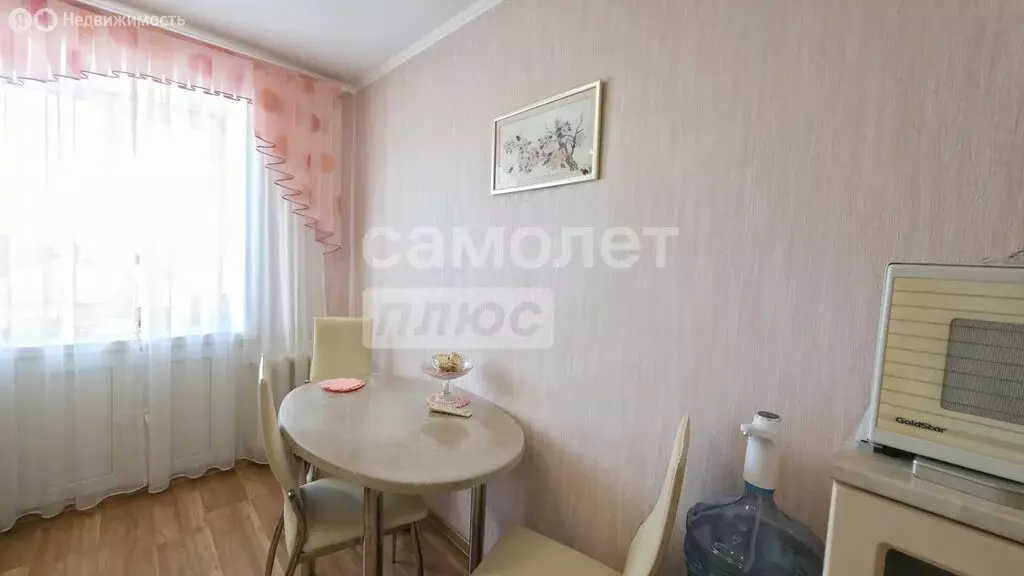 2-комнатная квартира: Ишим, улица Шаронова, 14 (49 м) - Фото 2