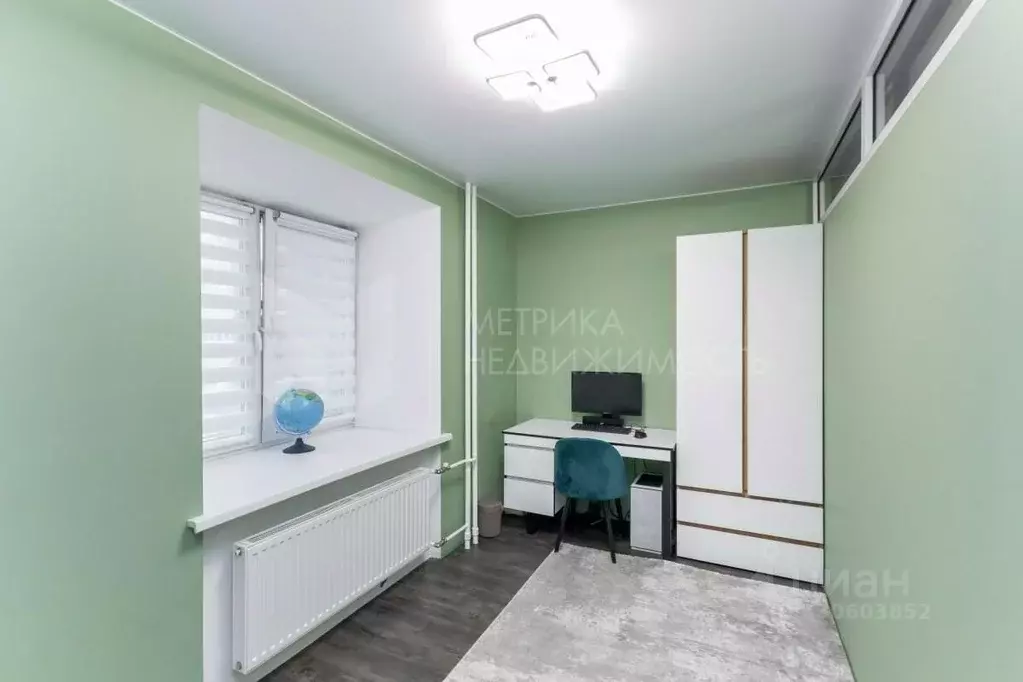 2-к кв. Тюменская область, Тюмень Амурская ул., 39 (58.0 м) - Фото 1