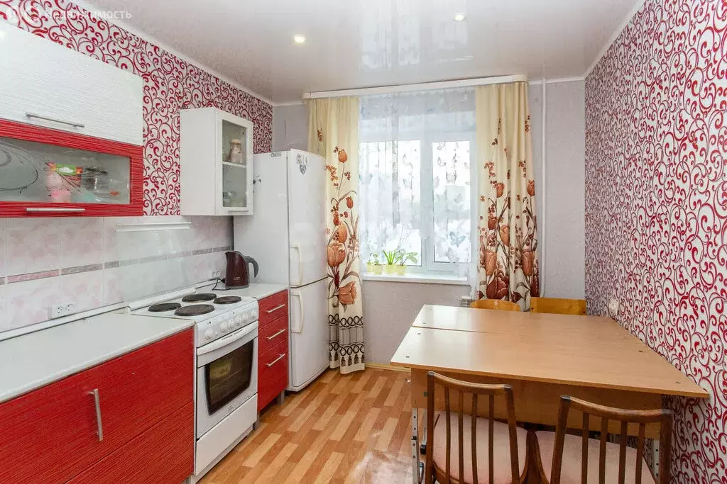 2-комнатная квартира: Тобольск, микрорайон 7А, 9 (52 м) - Фото 2