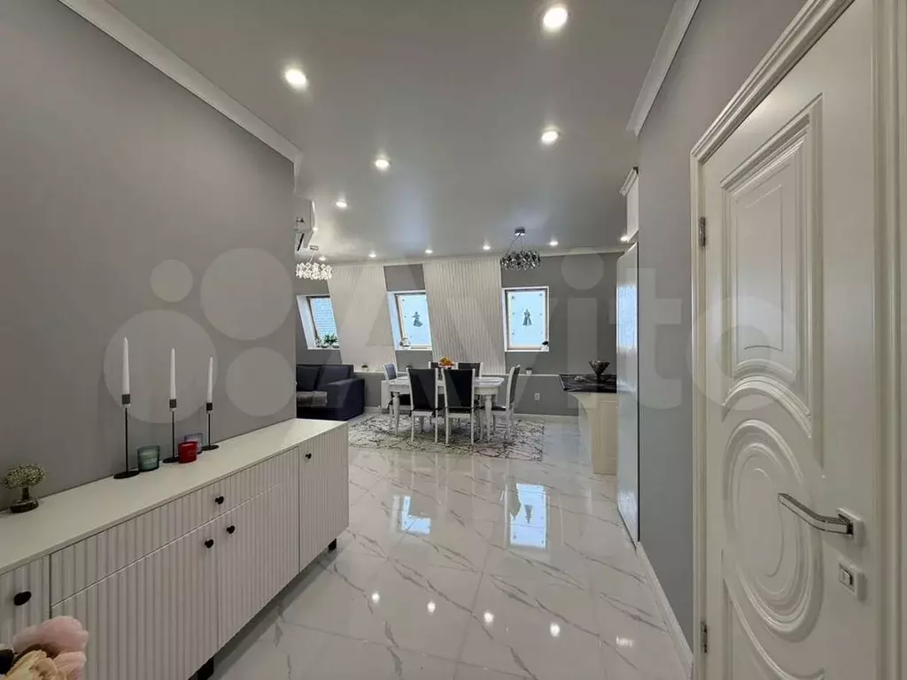 2-к. квартира, 68 м, 9/9 эт. - Фото 0