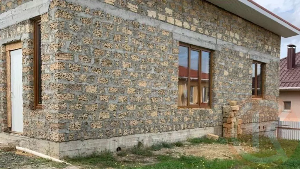 Дом в Крым, Симферопольский район, Перовское с/пос, с. Украинка ул. ... - Фото 1