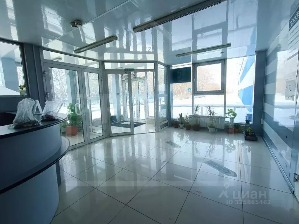 Офис в Омская область, Омск ул. 10 лет Октября, 186к2 (490 м) - Фото 1