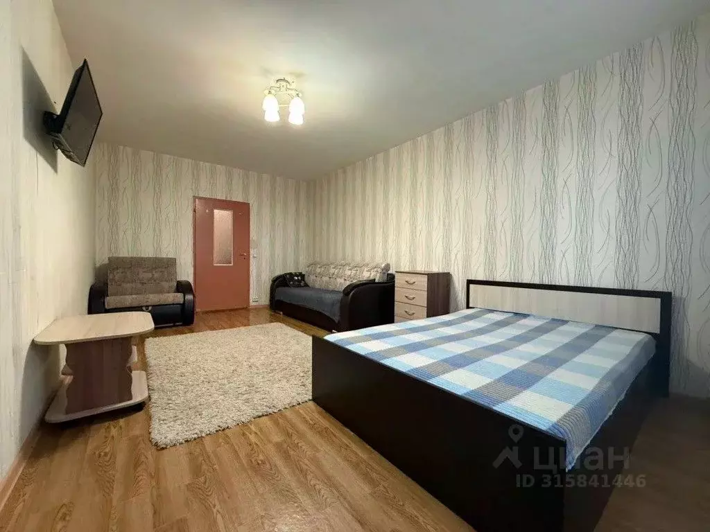 1-к кв. Пермский край, Чайковский ул. Азина, 27 (40.0 м) - Фото 1