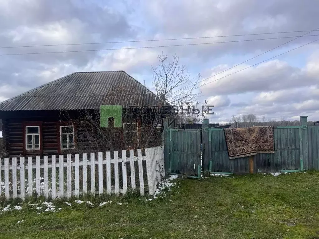 Дом в Томская область, Томский район, д. Перовка ул. Мира, 28 (45 м) - Фото 1