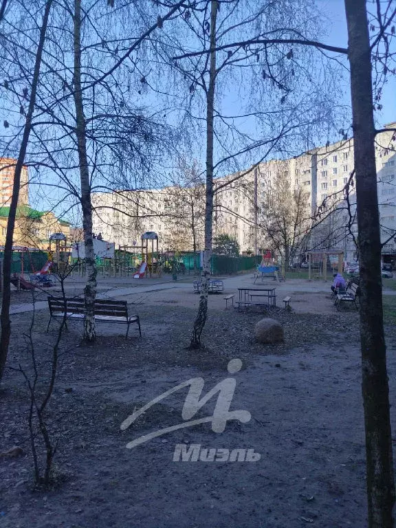 Продается 3-комнатная квартира - Фото 1