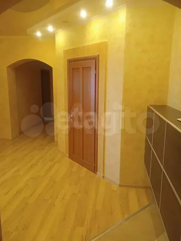 3-к. квартира, 130 м, 9/9 эт. - Фото 0