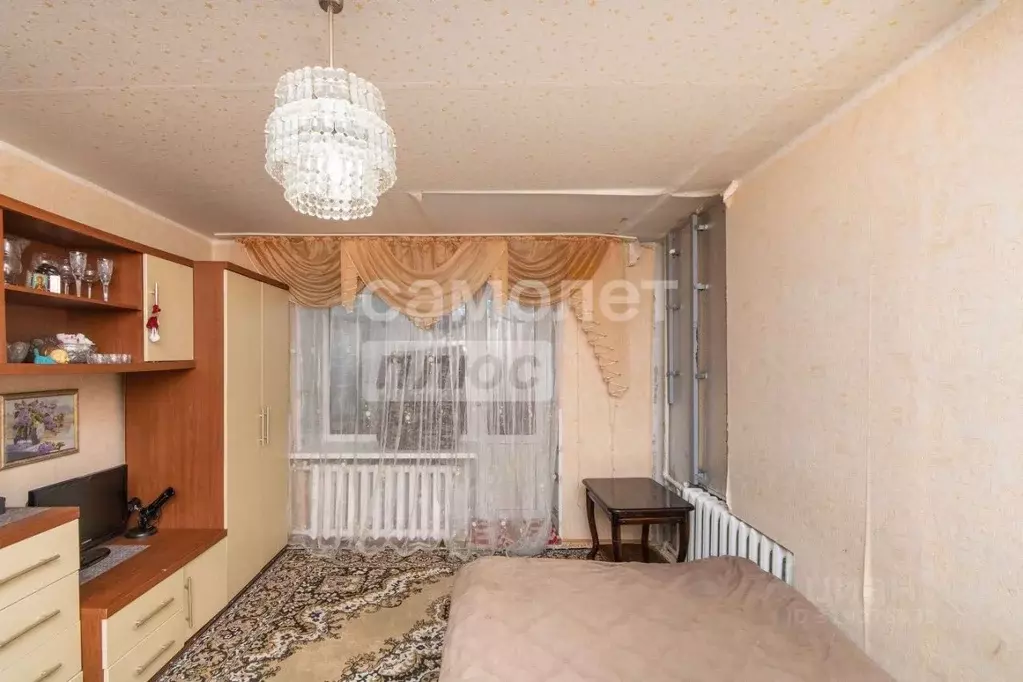 3-к кв. Тюменская область, Ишим ул. Свердлова, 39 (62.1 м) - Фото 0