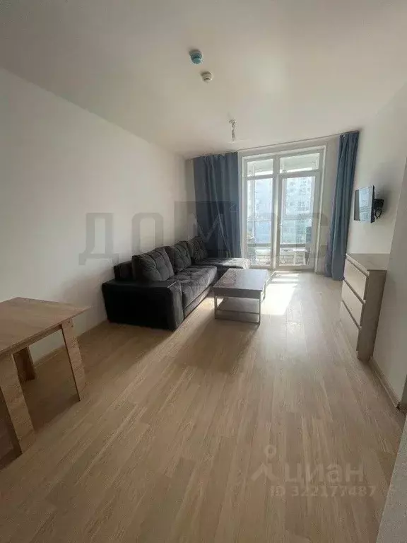 1-к кв. Свердловская область, Екатеринбург ул. Победы, 102 (43.4 м) - Фото 2