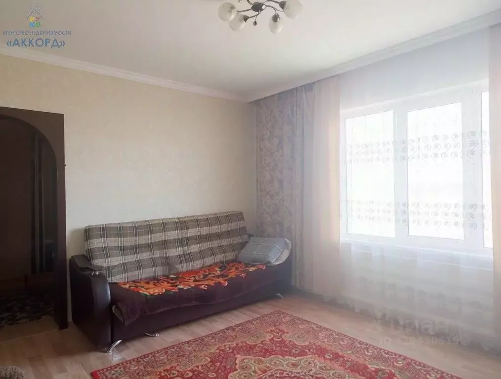 Дом в Алтайский край, Смоленский район, Верх-Обский сельсовет, с. ... - Фото 2