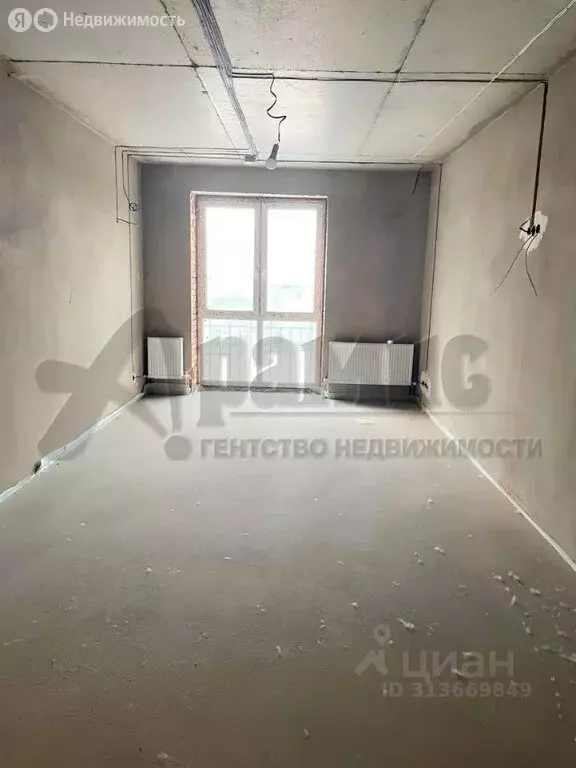 3-комнатная квартира: Владикавказ, улица Шамиля Джикаева, 1 (118 м) - Фото 1