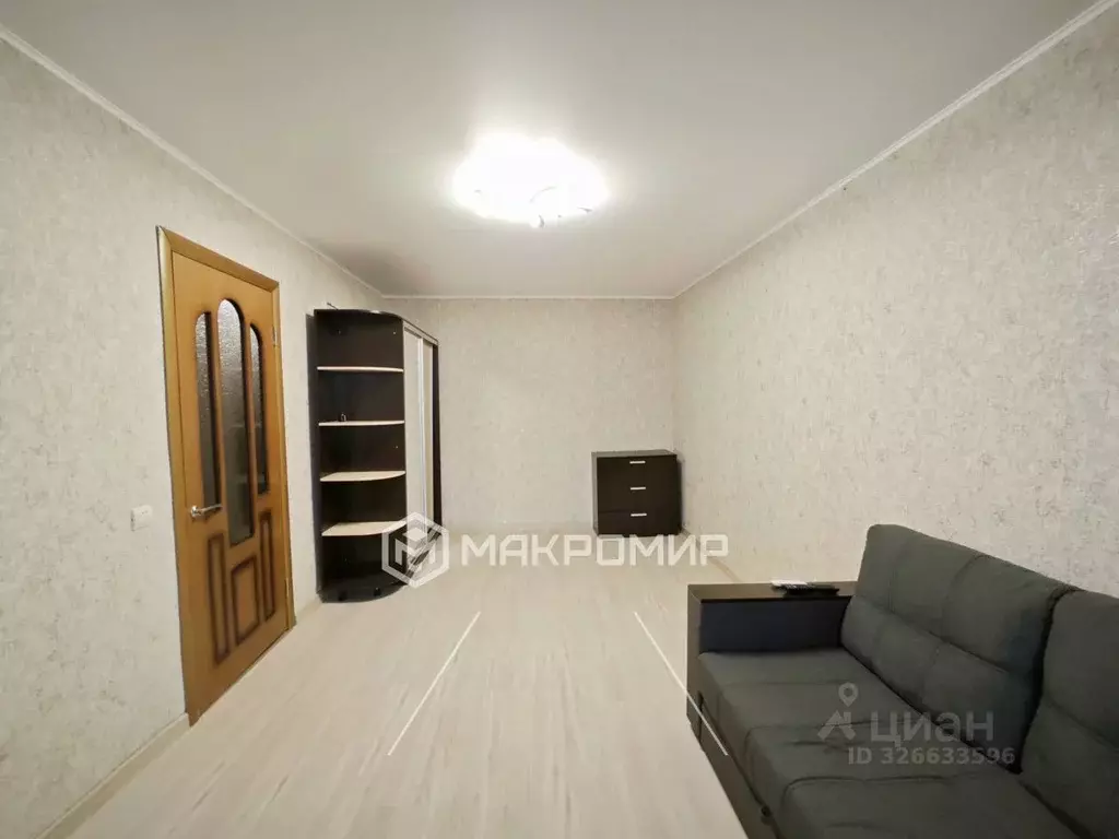 1-к кв. Брянская область, Брянск Октябрьская ул., 13 (30.5 м) - Фото 2