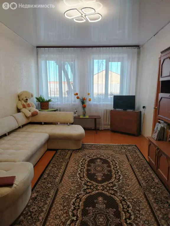 2-комнатная квартира: Ирбит, Советская улица, 121 (48 м) - Фото 1