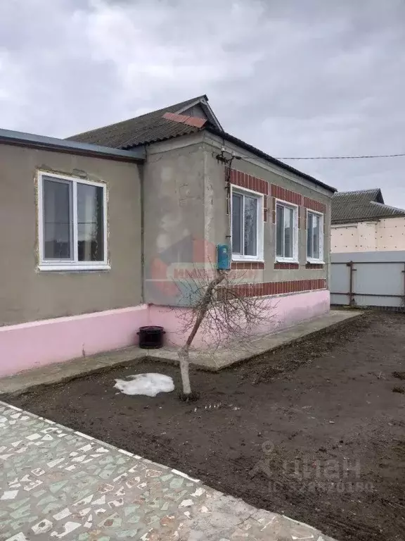 Дом в Белгородская область, Шебекинский муниципальный округ, с. ... - Фото 1