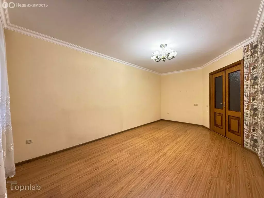 3-комнатная квартира: Нальчик, улица Идарова, 56А (59 м) - Фото 2