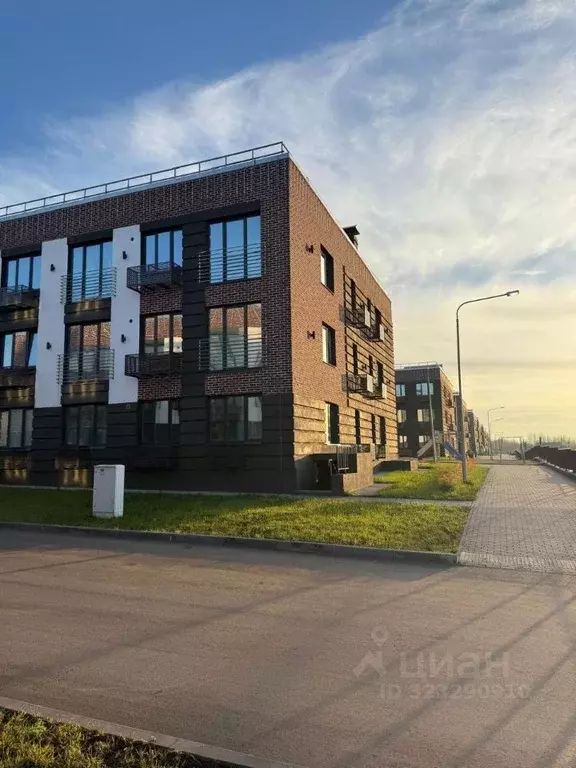 1-к кв. Татарстан, Набережные Челны ул. Жданова, 9 (38.9 м) - Фото 1