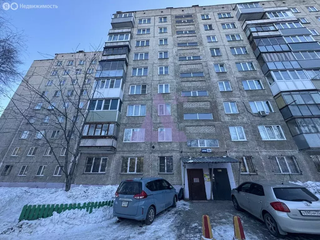 3-комнатная квартира: Барнаул, микрорайон Докучаево, улица Шукшина, 1 ... - Фото 1