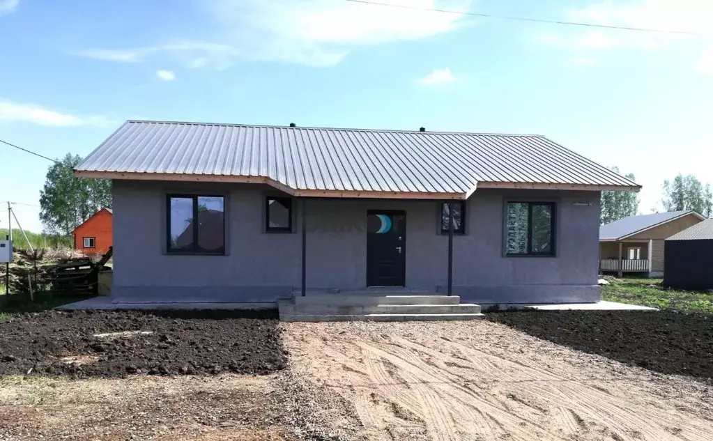 Дом в Башкортостан, Иглинский сельсовет, с. Иглино ул. Академика ... - Фото 1