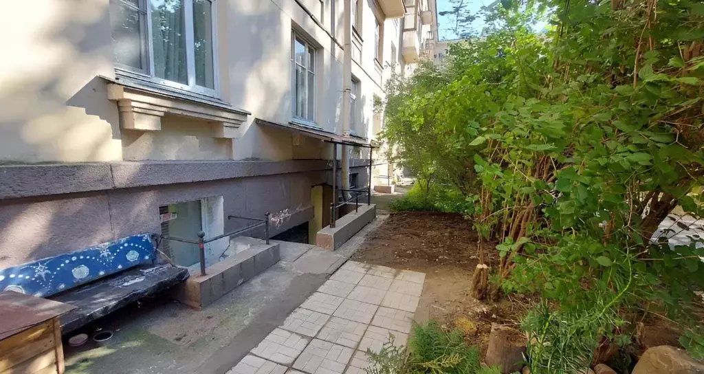 Помещение свободного назначения в Санкт-Петербург просп. Юрия ... - Фото 1