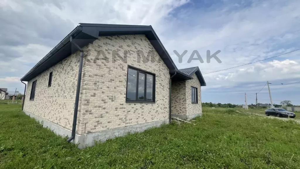 Дом в Адыгея, Майкоп ул. Тембота Керашева, 48 (139 м) - Фото 0
