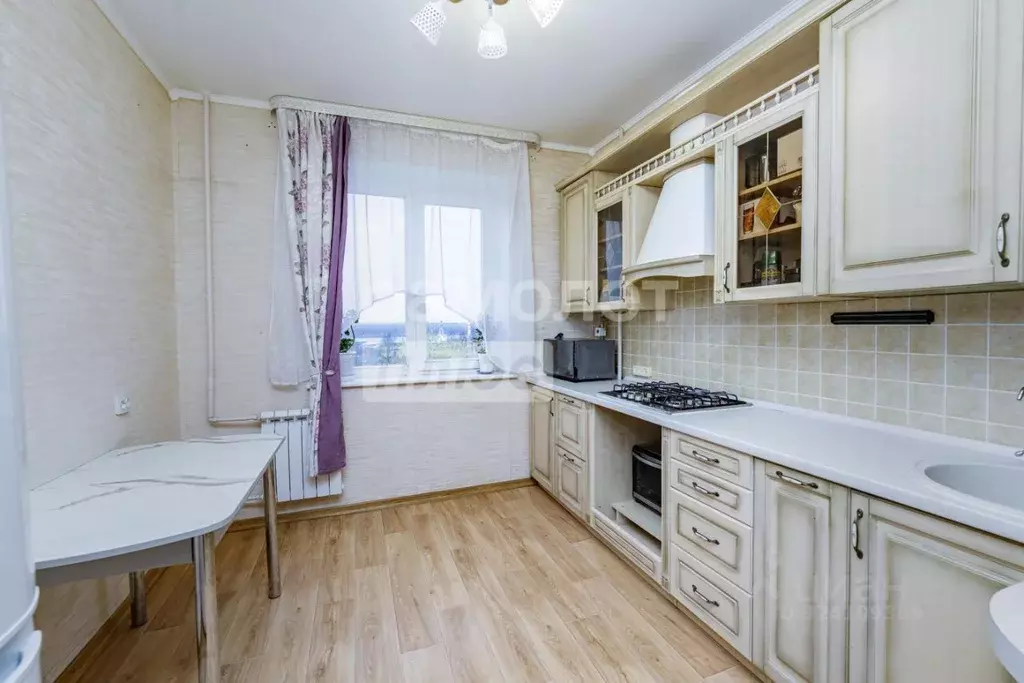 3-к кв. Пермский край, Пермь ул. Зенкова, 4 (67.7 м) - Фото 1