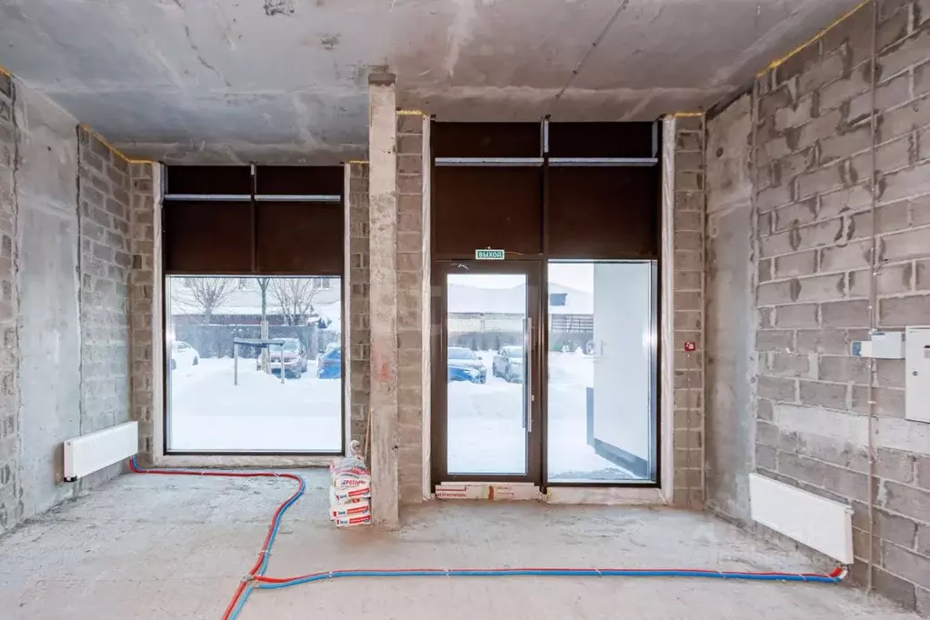 Помещение свободного назначения в Тюменская область, Тюмень ул. ... - Фото 1