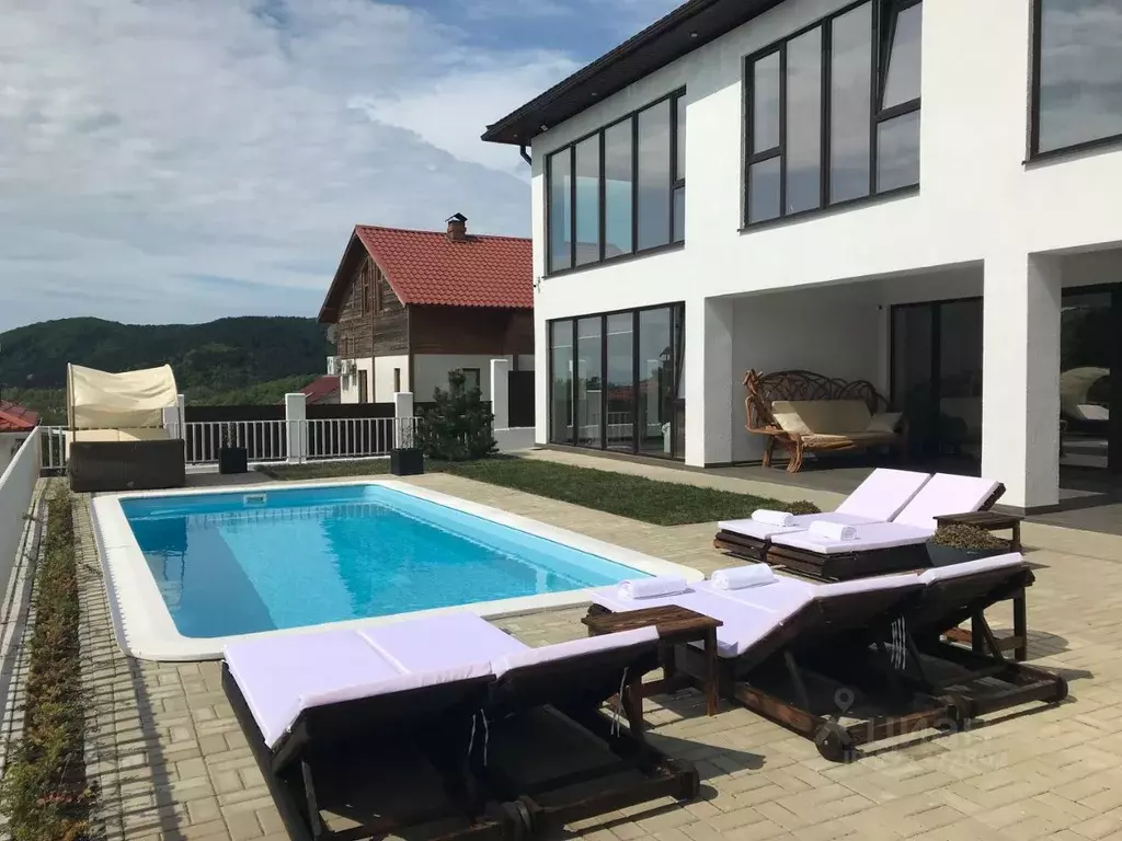 Дом в Краснодарский край, Геленджик городской округ, с. ... - Фото 1