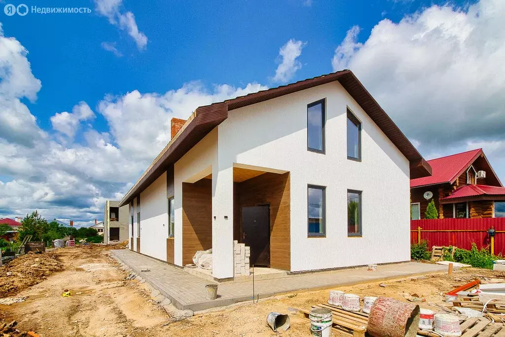 Дом в село Богослово, Молодёжная улица, 13Б (232 м) - Фото 0