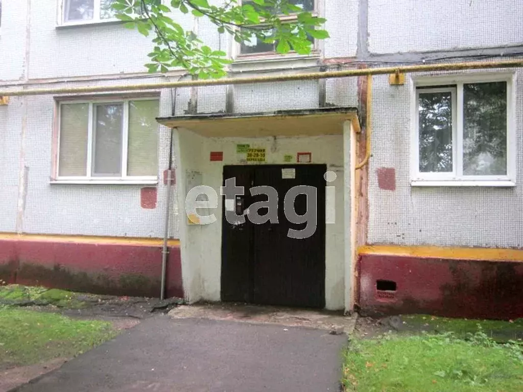 2-к кв. Брянская область, Брянск ул. Горбатова, 1 (38.6 м) - Фото 1