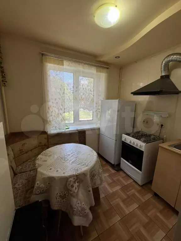 2-к. квартира, 45 м, 2/5 эт. - Фото 1